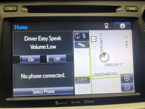 Used 2018 Toyota Highlander XLE image 25