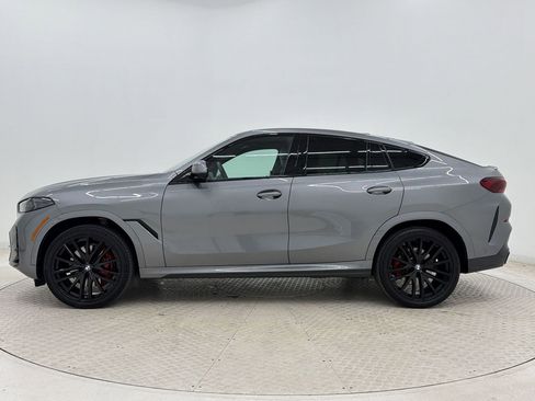 Certified 2024 BMW X6 xDrive40i w/ Premium Package AWD/4WD image 2