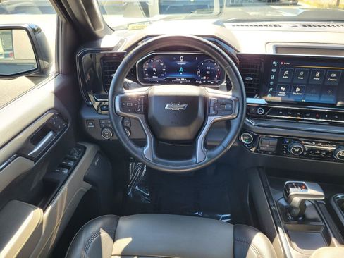 Used 2024 Chevrolet Silverado 1500 ZR2 w/ Technology Package AWD/4WD image 18