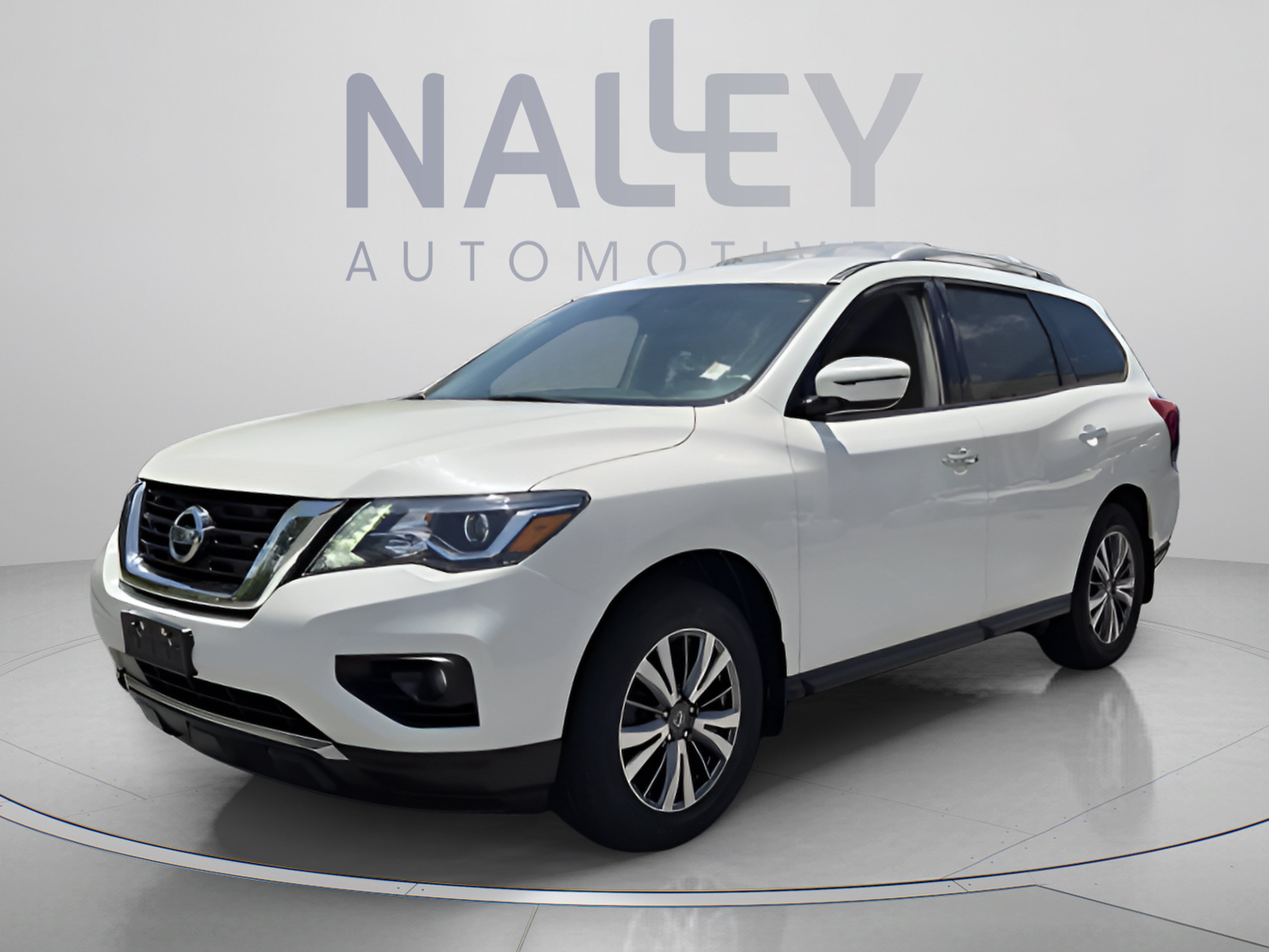 Used 2020 Nissan Pathfinder SV AWD/4WD image 1