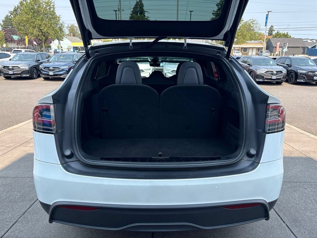 Used 2022 Tesla Model X AWD/4WD image 31