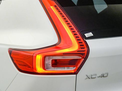 Certified 2026 Volvo XC40 B5 Plus w/ Protection Package Premier AWD/4WD image 12
