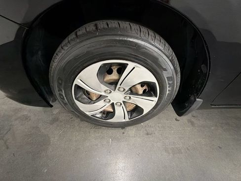 Used 2015 Honda Civic LX image 30