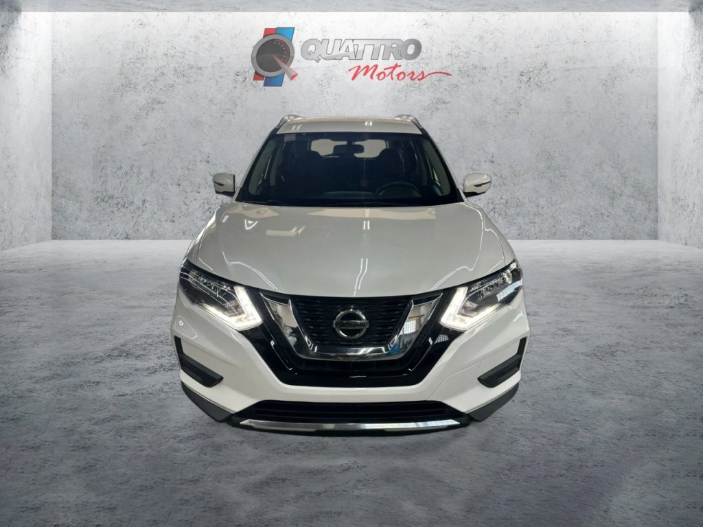 Used 2018 Nissan Rogue SV w/ Premium Package AWD/4WD image 9