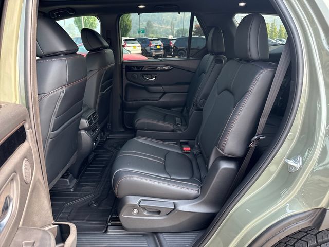 Used 2026 Honda Pilot TrailSport image 16