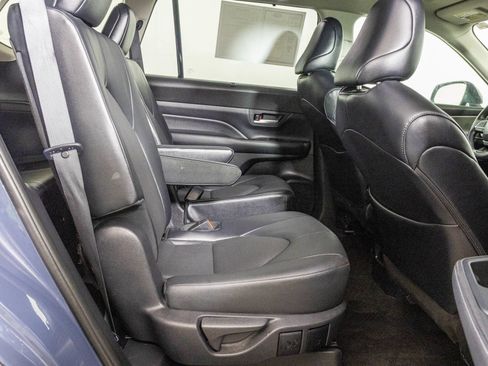 Used 2024 Toyota Grand Highlander XLE image 44
