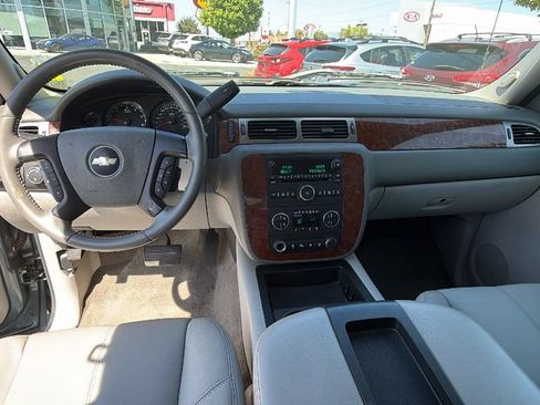 Used 2007 Chevrolet Silverado 1500 LTZ w/ Safety Package AWD/4WD image 19
