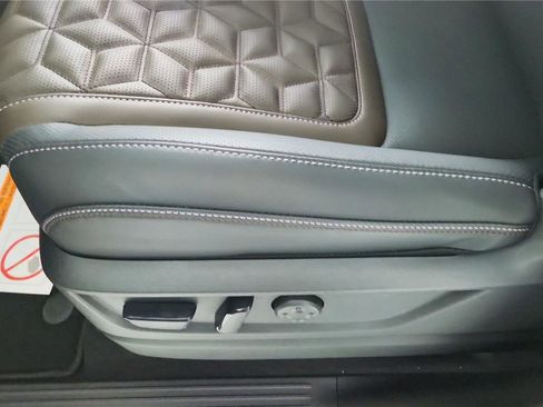 New 2026 Nissan Armada Platinum image 30