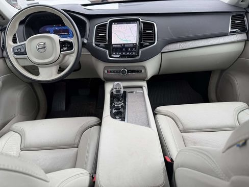 Used 2024 Volvo XC90 B6 Ultimate w/ Protection Package Premier AWD/4WD image 6