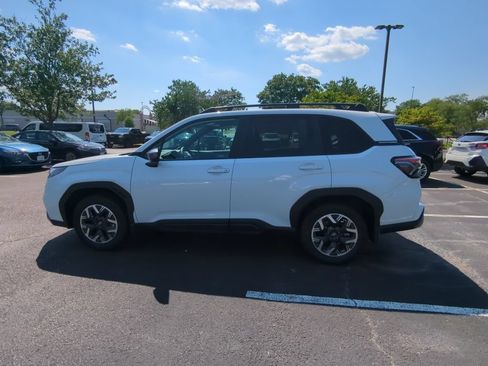 Certified 2026 Subaru Forester Premium w/ Base/Premium Package AWD/4WD image 6