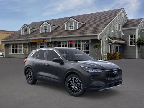 New 2025 Ford Escape SE image 7