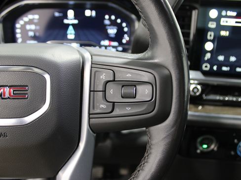 Used 2022 GMC Sierra 1500 Elevation image 11