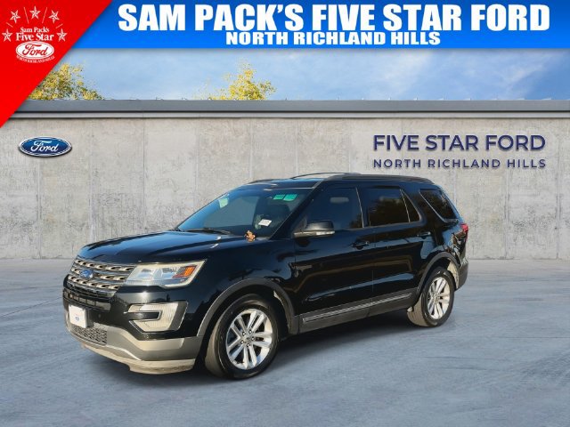 Used 2016 Ford Explorer XLT w/ Equipment Group 202A FWD image 4