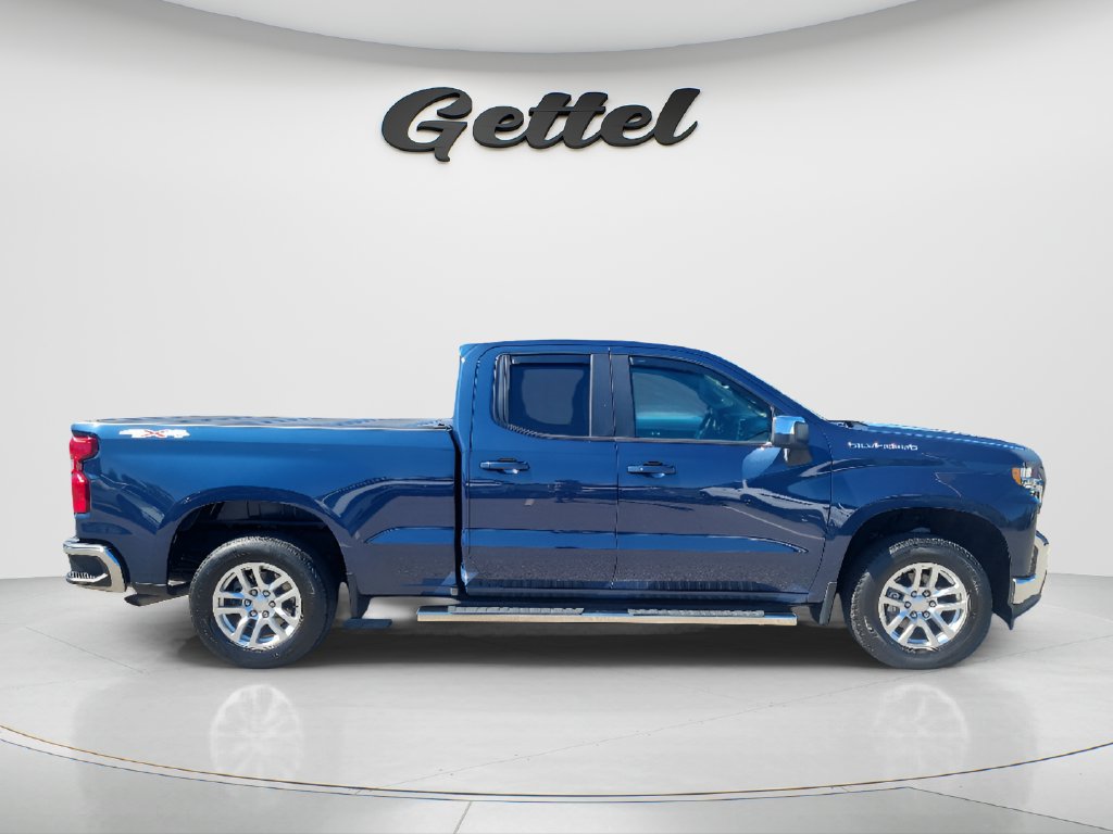 Used 2022 Chevrolet Silverado 1500 LT AWD/4WD image 4