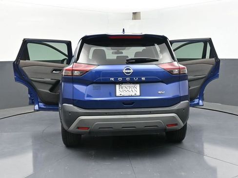 Used 2023 Nissan Rogue SV image 47