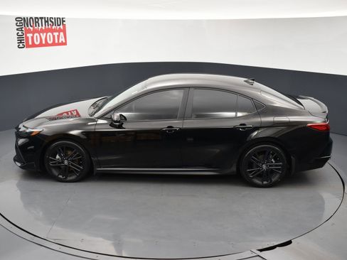 Used 2026 Toyota Camry XLE w/ Convenience Package FWD image 19