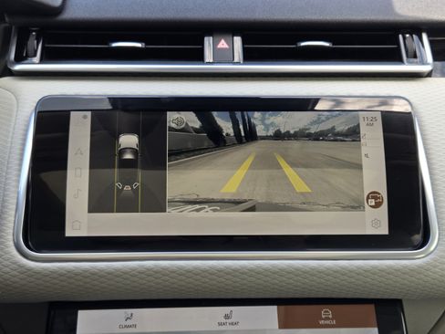 Used 2023 Land Rover Range Rover Velar R-Dynamic S AWD/4WD image 15