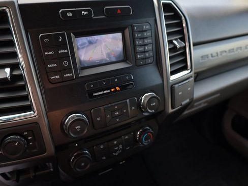 Used 2018 Ford F350 XLT AWD/4WD image 15