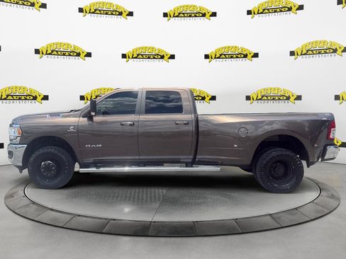 Used 2021 RAM 3500 Big Horn w/ Level 1 Equipment Group AWD/4WD image 2