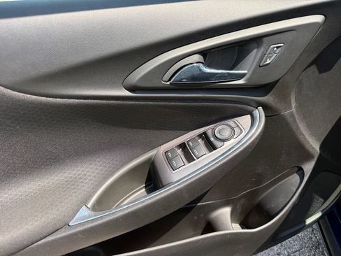 Used 2019 Chevrolet Malibu LT FWD image 14