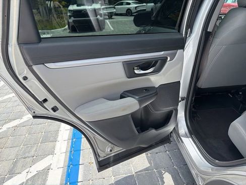 Used 2020 Honda CR-V LX image 5