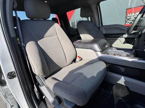 Used 2019 Ford F150 XLT w/ Trailer Tow Package image 8