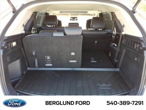 Used 2024 MAZDA CX-90 3.3 Turbo w/ Preferred Plus image 18