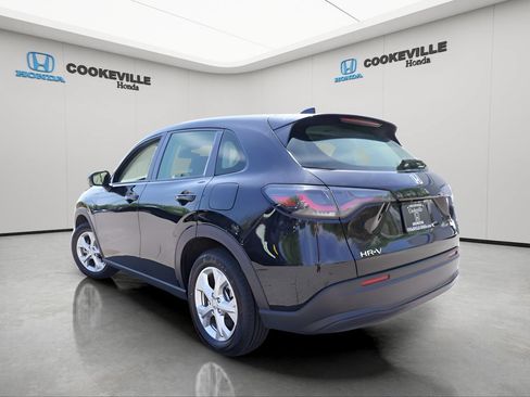 Used 2025 Honda HR-V LX image 8