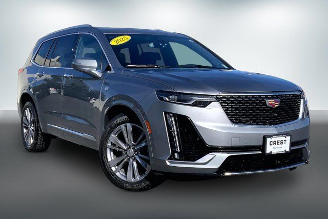 Used 2025 Cadillac XT6 Premium Luxury AWD/4WD image 1