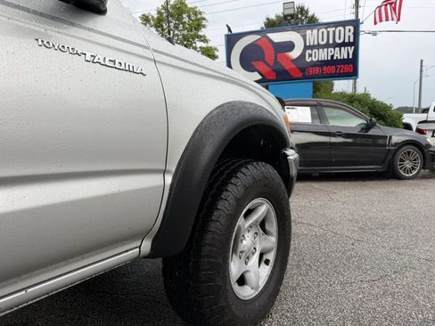 Used 2003 Toyota Tacoma PreRunner RWD image 23