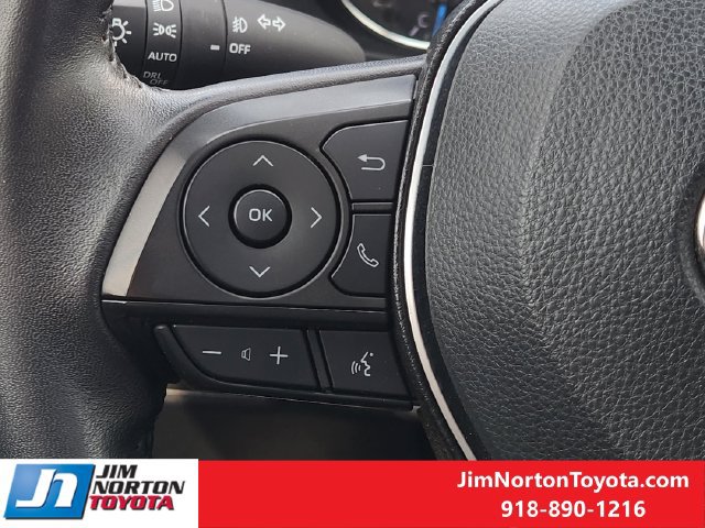 Used 2022 Toyota RAV4 XLE Premium AWD/4WD image 28