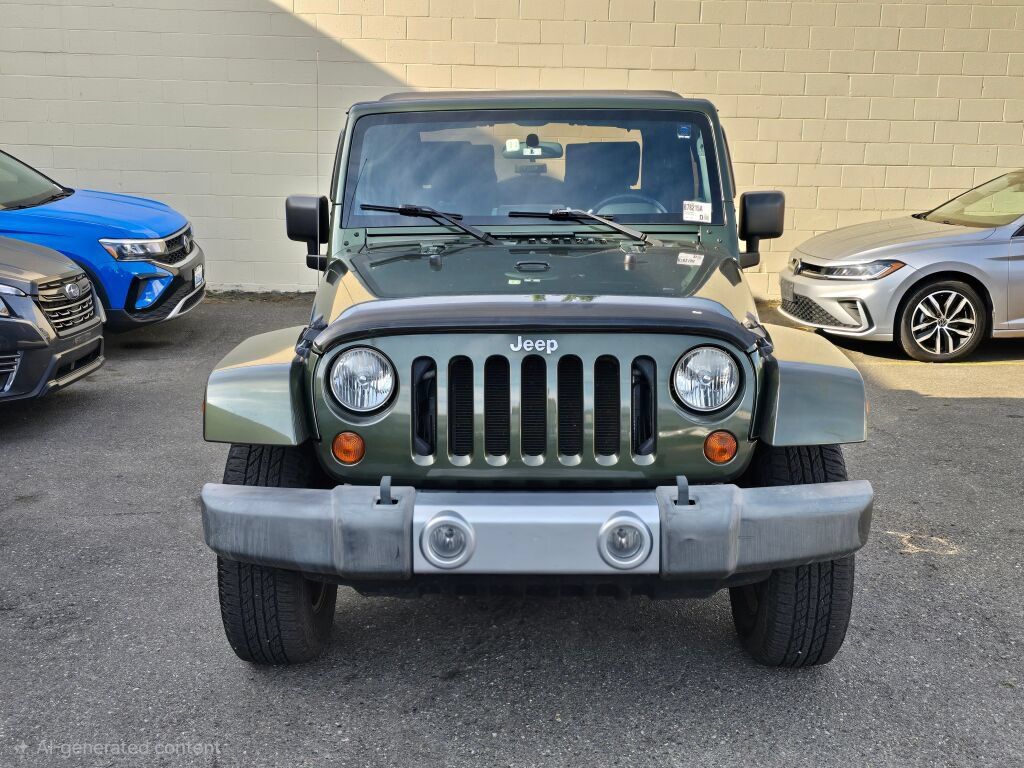 Used 2008 Jeep Wrangler Sahara AWD/4WD image 2