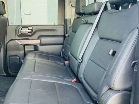 Used 2020 Chevrolet Silverado 2500 LTZ w/ LTZ Premium Package image 16