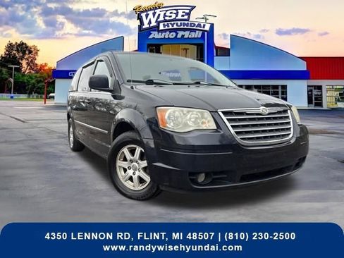 Used 2010 Chrysler Town & Country Touring image 1
