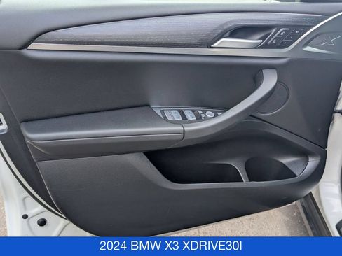 Used 2024 BMW X3 xDrive30i w/ Premium Package AWD/4WD image 10