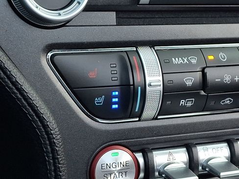 Used 2019 Ford Mustang GT Premium w/ Equipment Group 401A RWD image 26