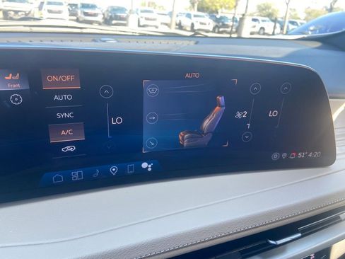 Certified 2025 Cadillac XT4 Premium Luxury FWD image 23
