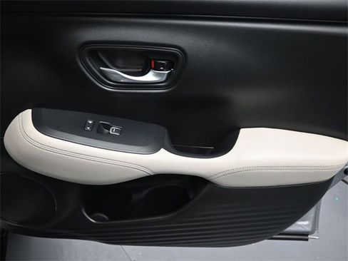 Certified 2024 Honda HR-V EX-L image 28