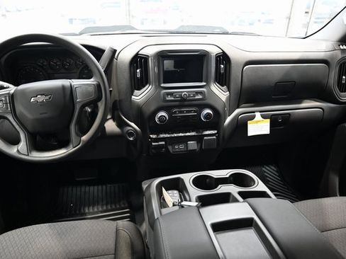 New 2026 Chevrolet Silverado 1500 Custom Trail Boss w/ LPO, Dark Essentials Package image 13