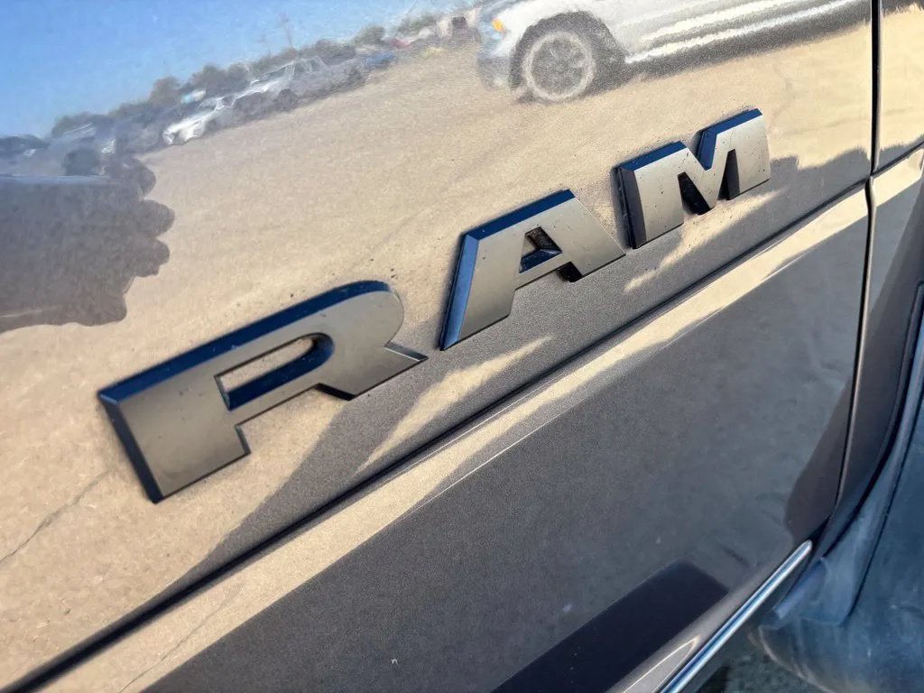 Used 2024 RAM 3500 Laramie w/ Night Edition AWD/4WD image 9