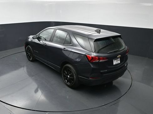 Used 2022 Chevrolet Equinox LS AWD/4WD image 16