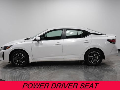 Used 2024 Nissan Sentra SV image 5