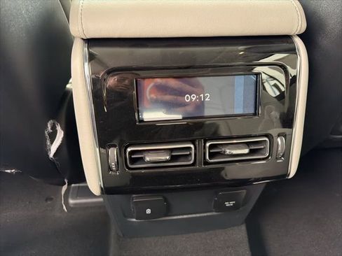New 2026 Lincoln Aviator AWD image 16