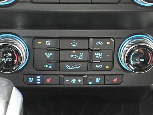Used 2020 Ford F150 Platinum w/ Equipment Group 701A Luxury AWD/4WD image 17
