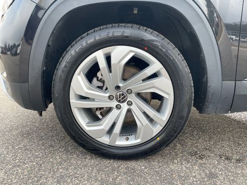 Used 2022 Volkswagen Atlas SE image 37