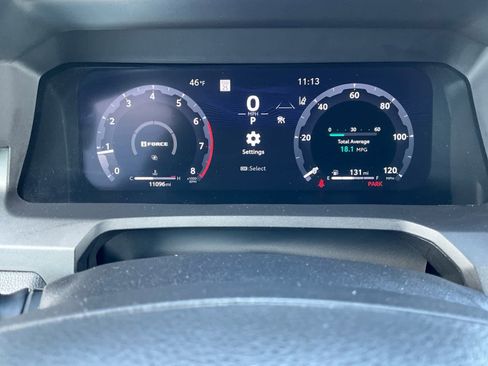 Used 2025 Toyota Tacoma TRD Sport image 19