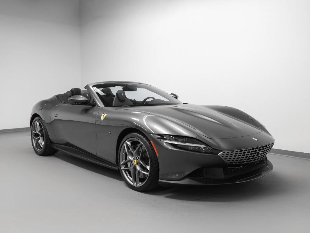 Used 2024 Ferrari Roma Spider RWD image 19