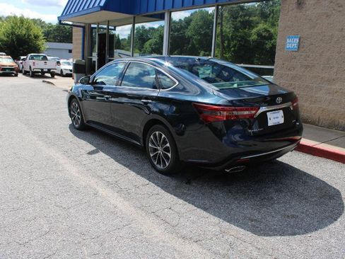 Used 2016 Toyota Avalon XLE FWD image 4