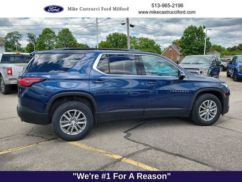 Used 2023 Chevrolet Traverse LT AWD/4WD image 6
