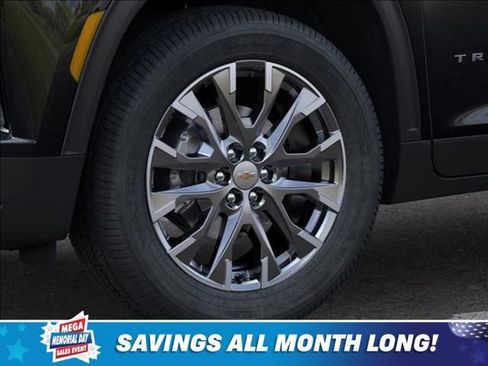 New 2026 Chevrolet Traverse LT w/ Sun and Wheel Package AWD/4WD image 9